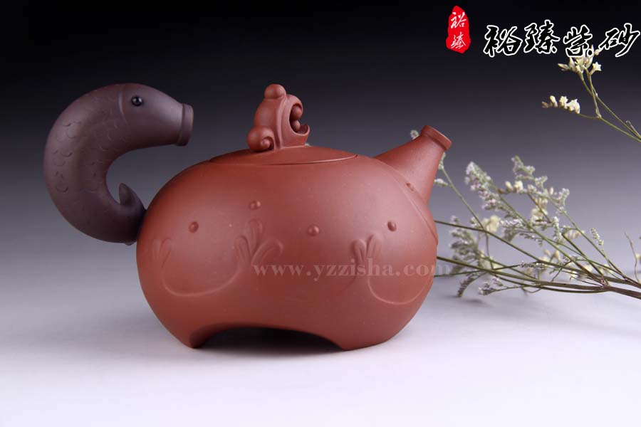 姚琴鱼跃紫砂壶图四