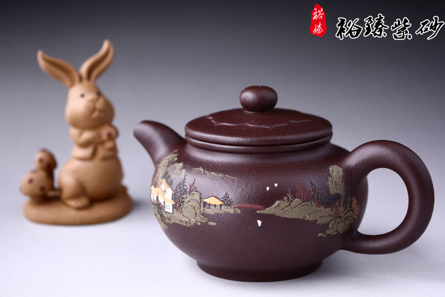 陈顺根紫泥泥绘菱花如意图