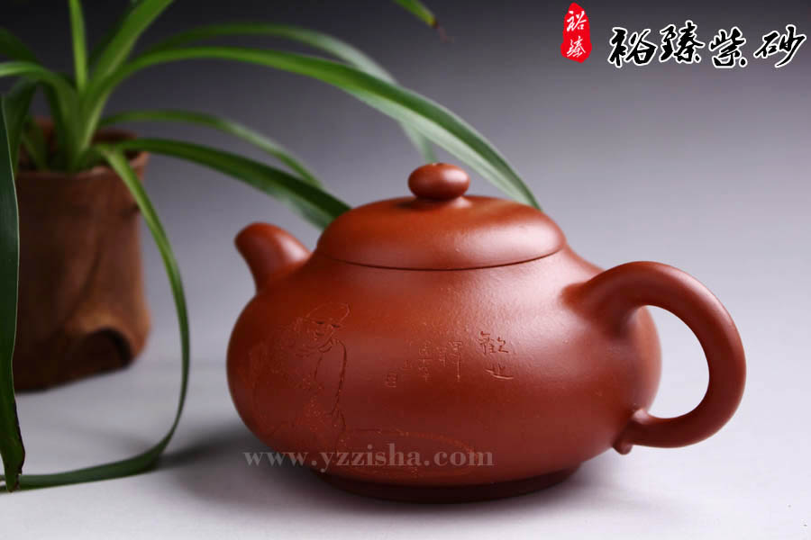 王品荣紫砂原矿朱泥玉韵壶图