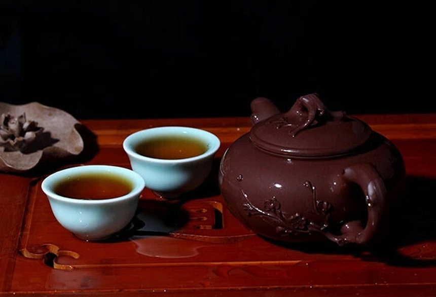 紫砂壶和茶
