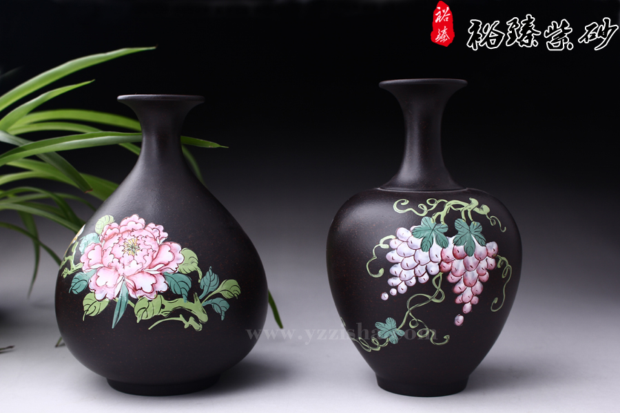 宜兴紫砂黑朱泥彩绘花瓶图5