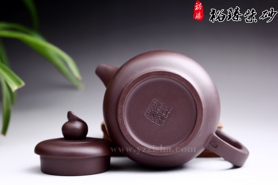 朱新南原矿紫泥珠联壶壶底图