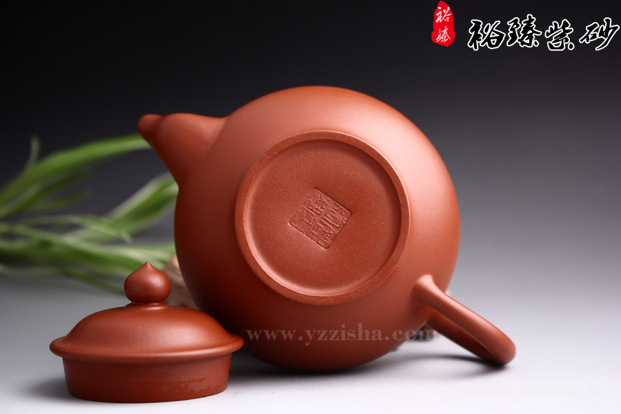 戚丽云 朱泥笑樱壶 壶底图