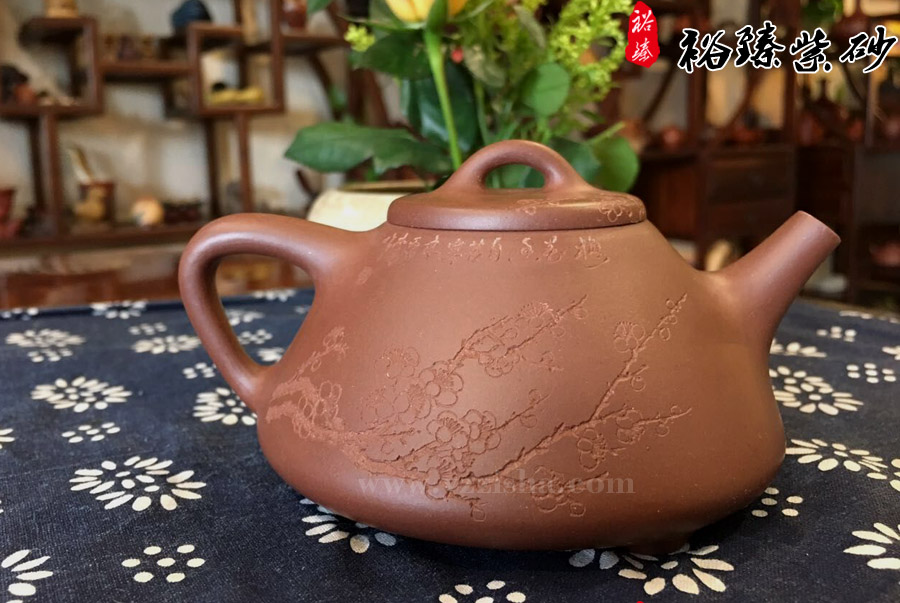 林小龙 原矿紫泥 石瓢壶 反面图