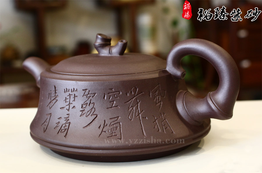 尹杏军原矿紫泥一品竹段壶 侧面图