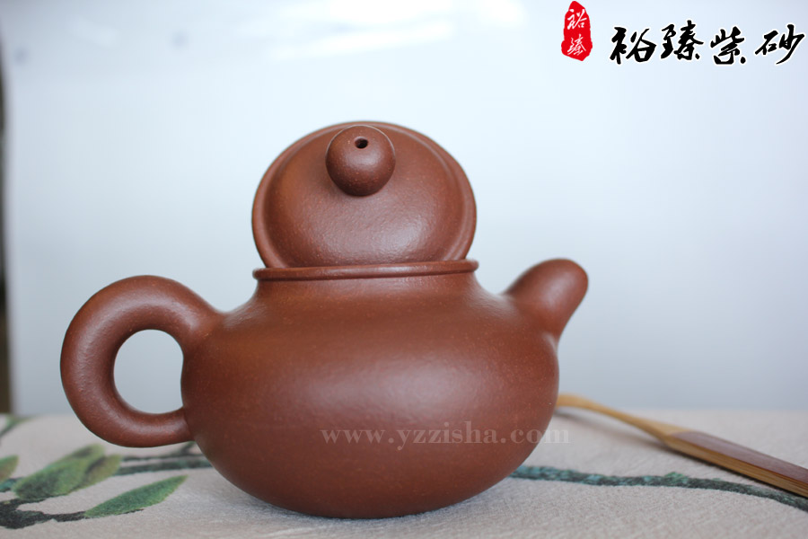 许叶强鱼子泥紫泥碧泉壶 侧面图