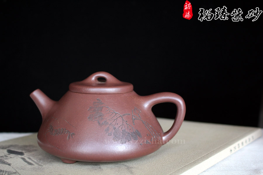 胡丽琴子冶石瓢紫砂壶细节照