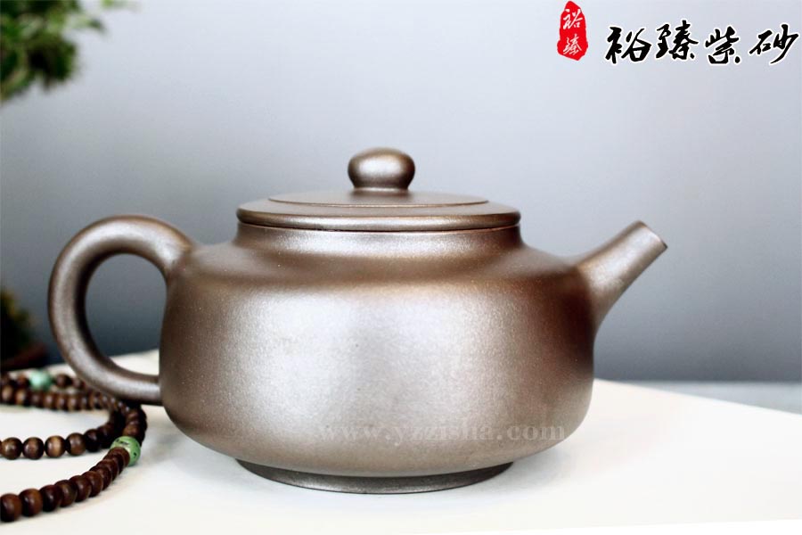 李娅窑变圆曲紫砂壶细节