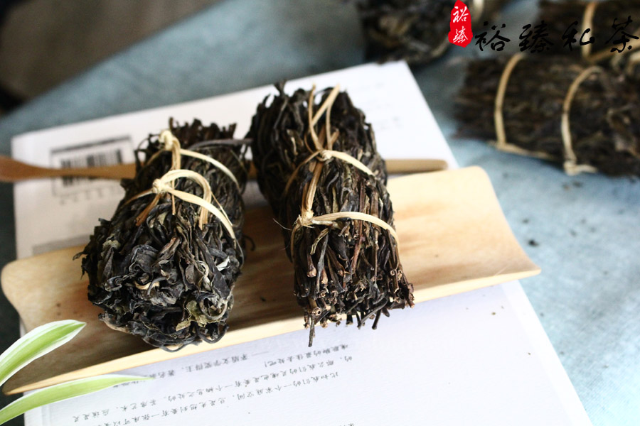 1200年古树把把茶