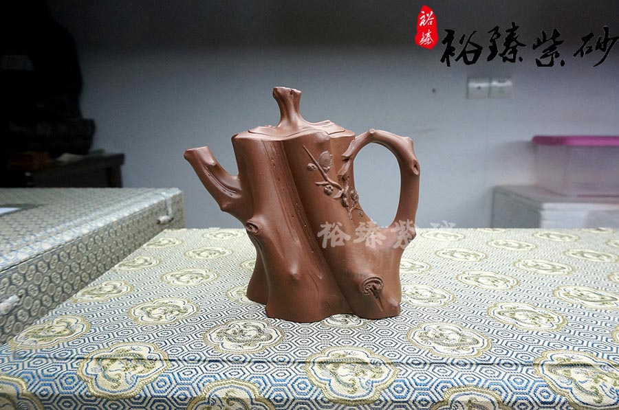 紫砂壶名家范洪泉作品《小梅桩》图片